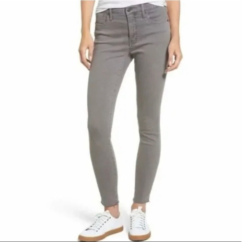 9" High-Rise Skinny Jeans: Raw-Hem Garment-Dyed Edition
